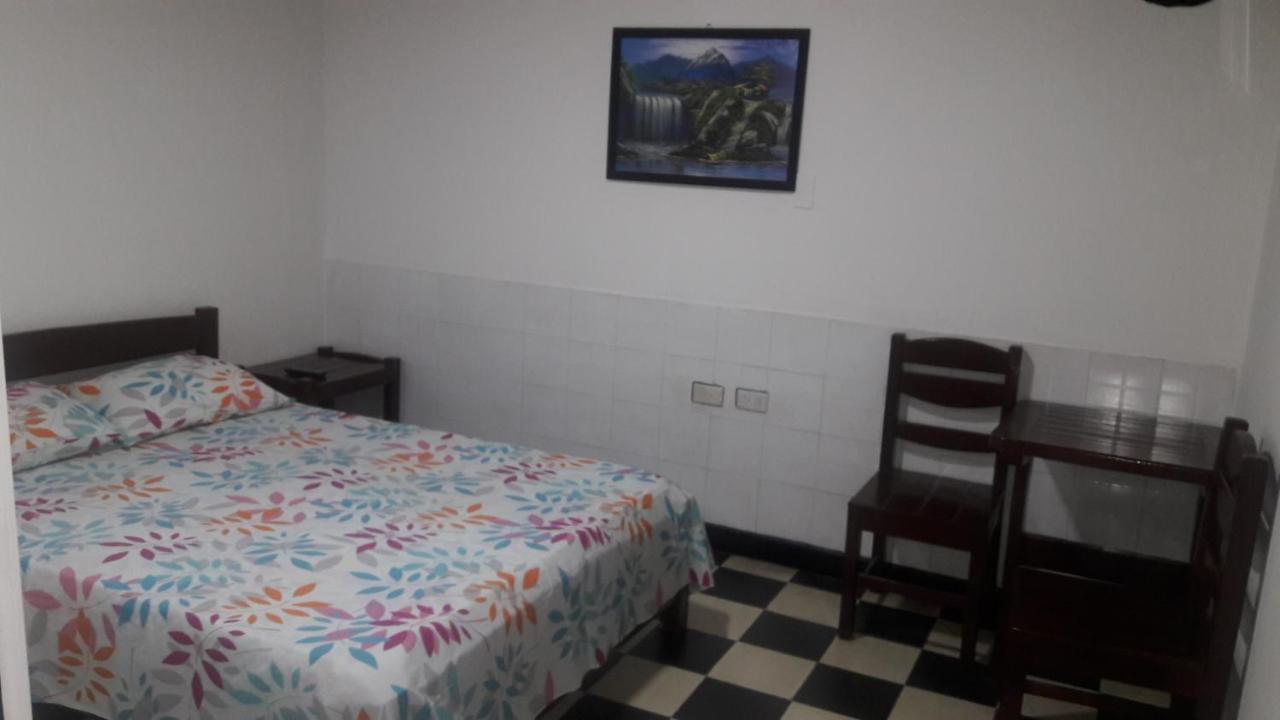 Hospedaje Santa Barbara Buga Extérieur photo