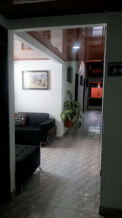 Hospedaje Santa Barbara Buga Extérieur photo